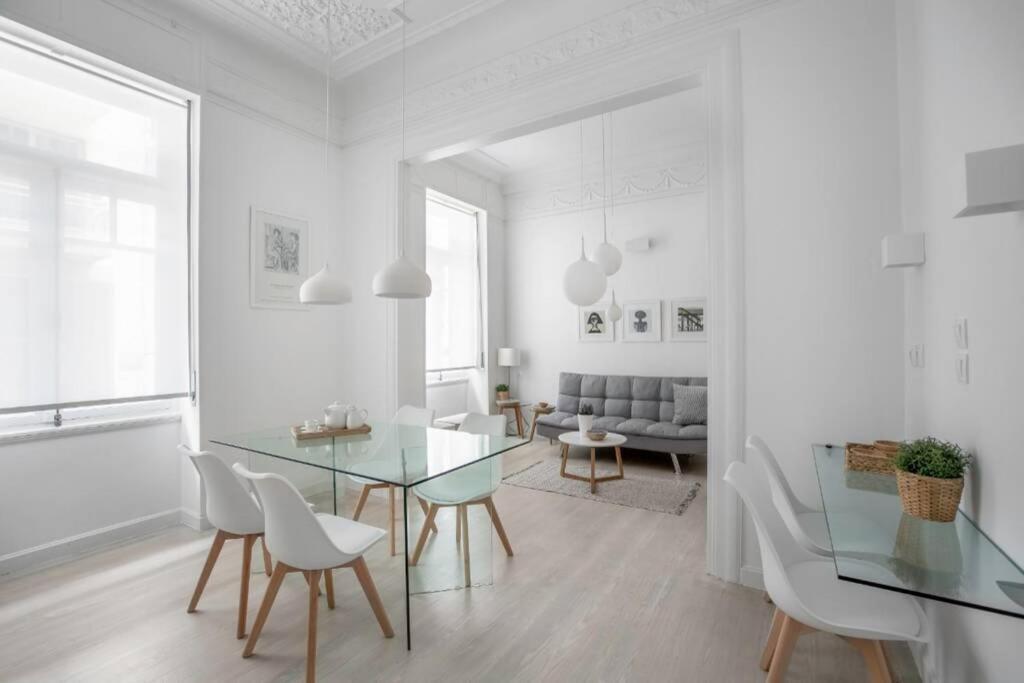 Athens Center Modern Apt In Art Nouveau Building エクステリア 写真